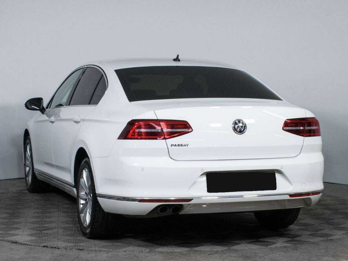 Купить Volkswagen Passat, 2017, 106 700 км, фото №6