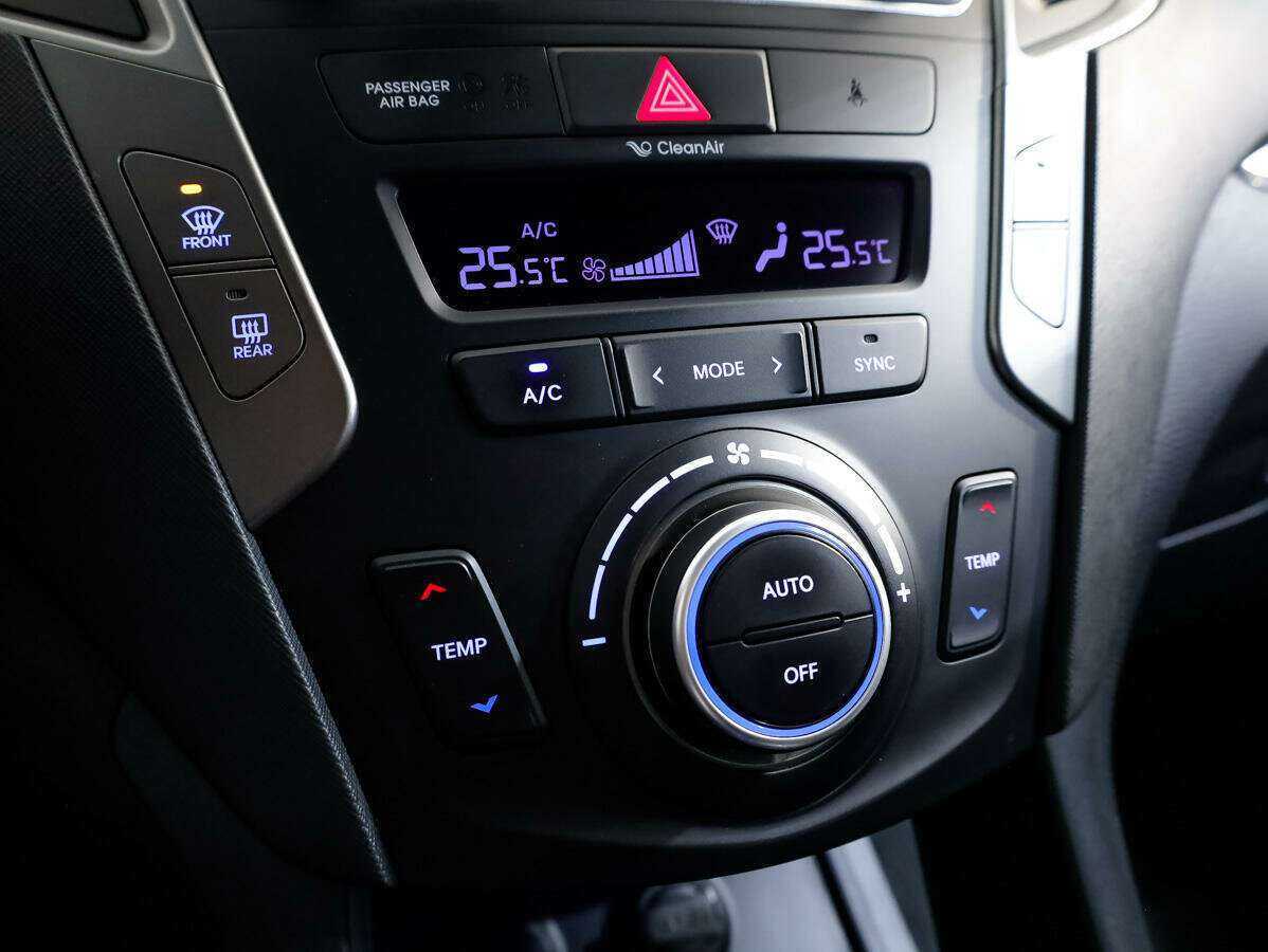 Купить Hyundai Santa Fe, 2017, 101 576 км, фото №22