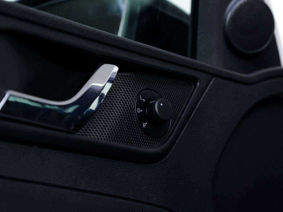 Купить Skoda Rapid, 2015, 107 086 км, фото №18