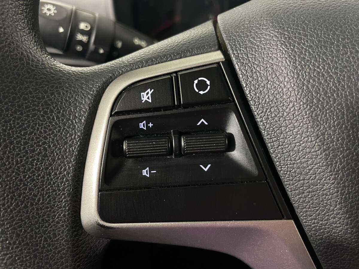 Купить Hyundai Solaris, 2017, 65 000 км, фото №17