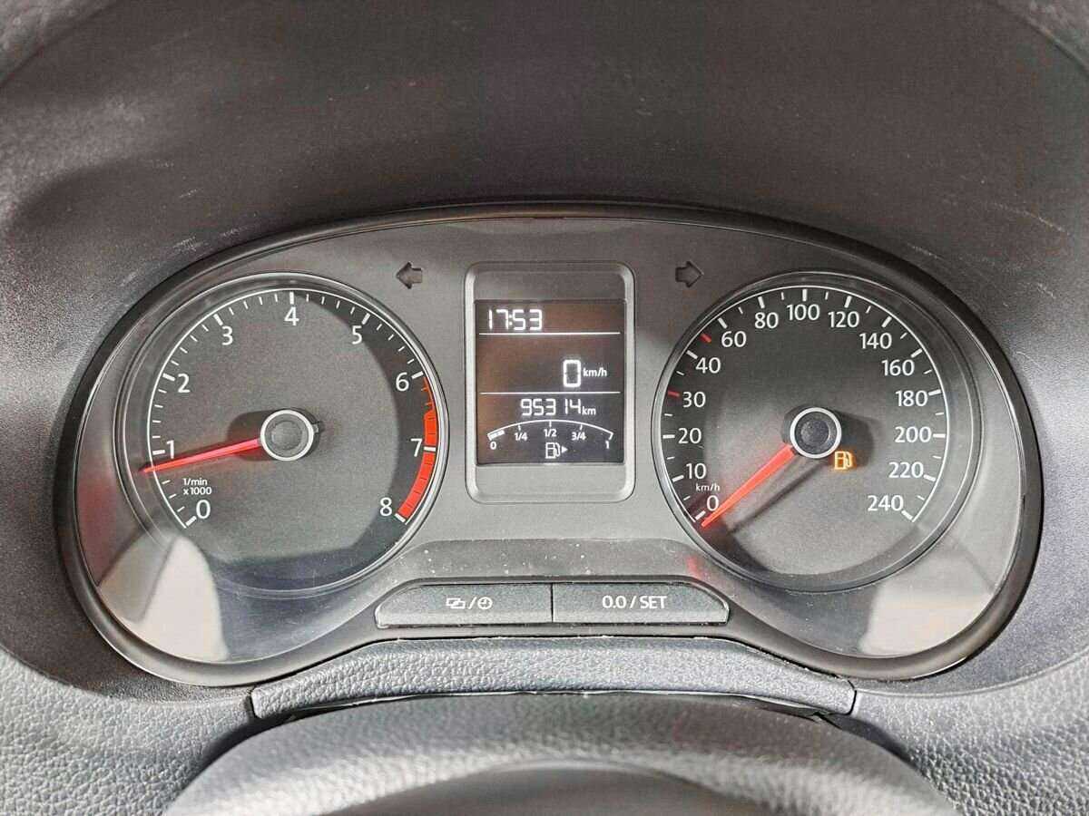 Купить Volkswagen Polo, 2018, 95 000 км, фото №10