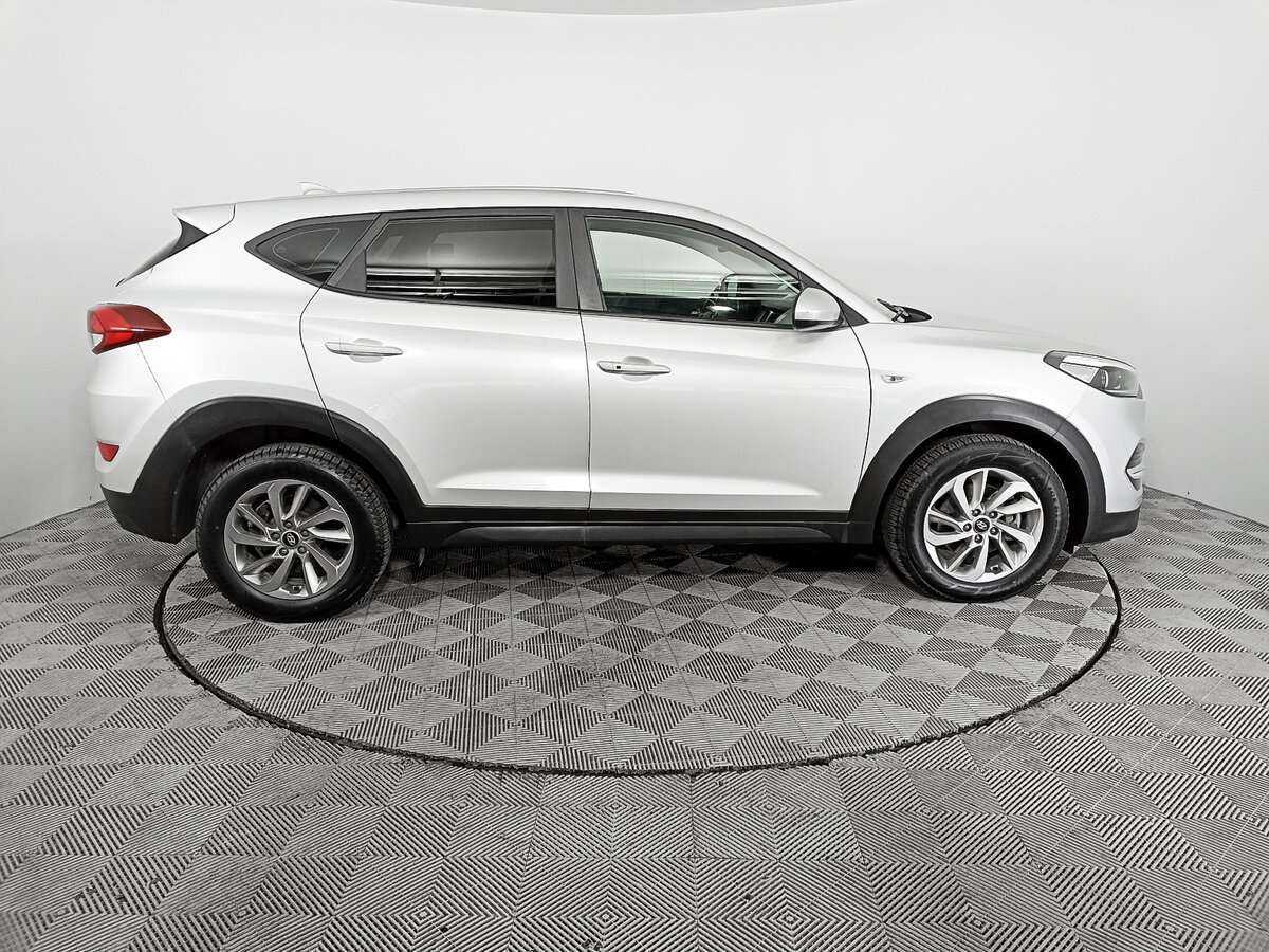 Купить Hyundai Tucson, 2017, 147 007 км, фото №4