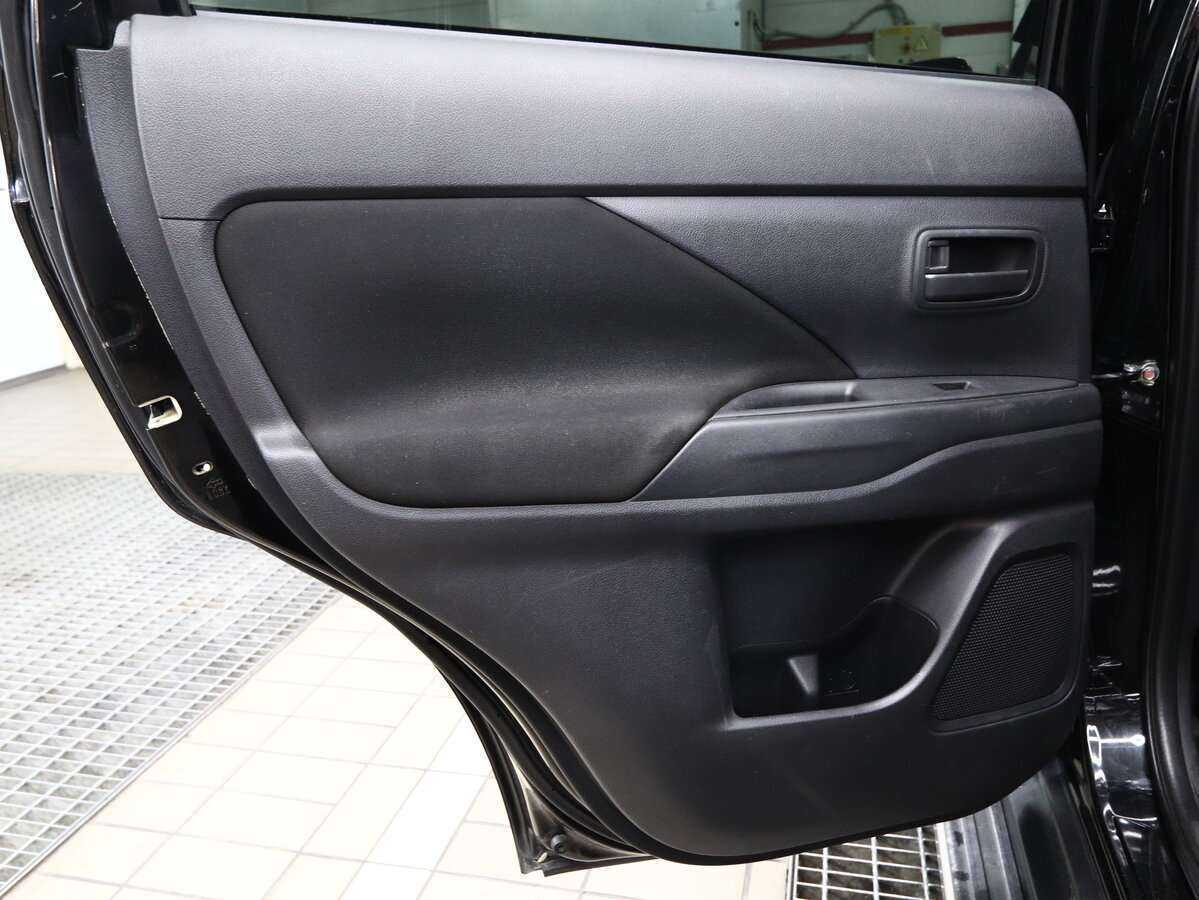 Купить Mitsubishi Outlander, 2013, 136 000 км, фото №9