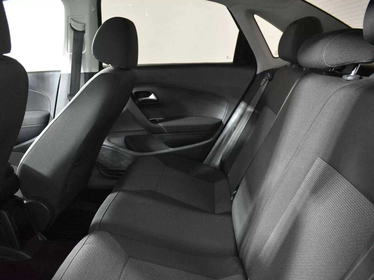 Купить Volkswagen Polo, 2017, 65 000 км, фото №7