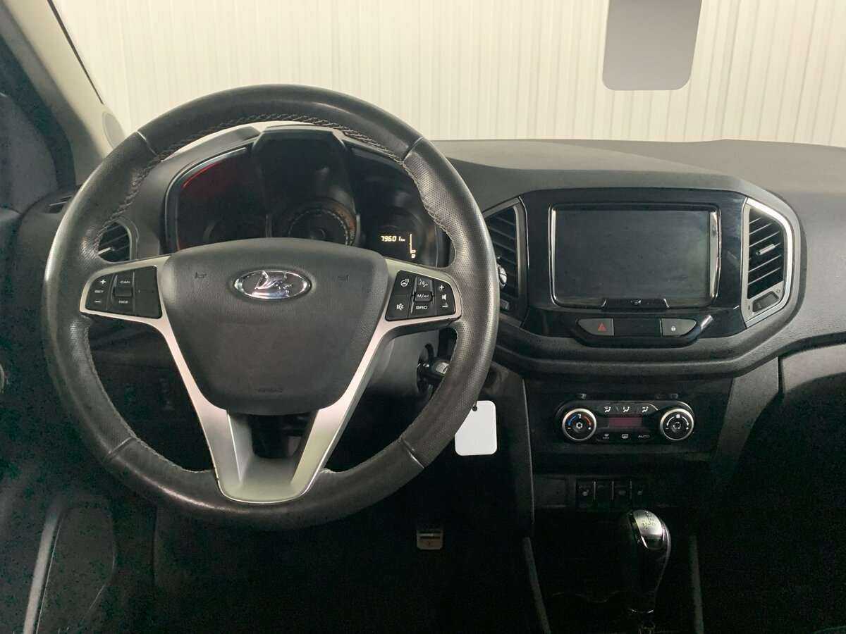 Купить Lada (ВАЗ) XRAY Cross, 2020, 79 595 км, фото №10