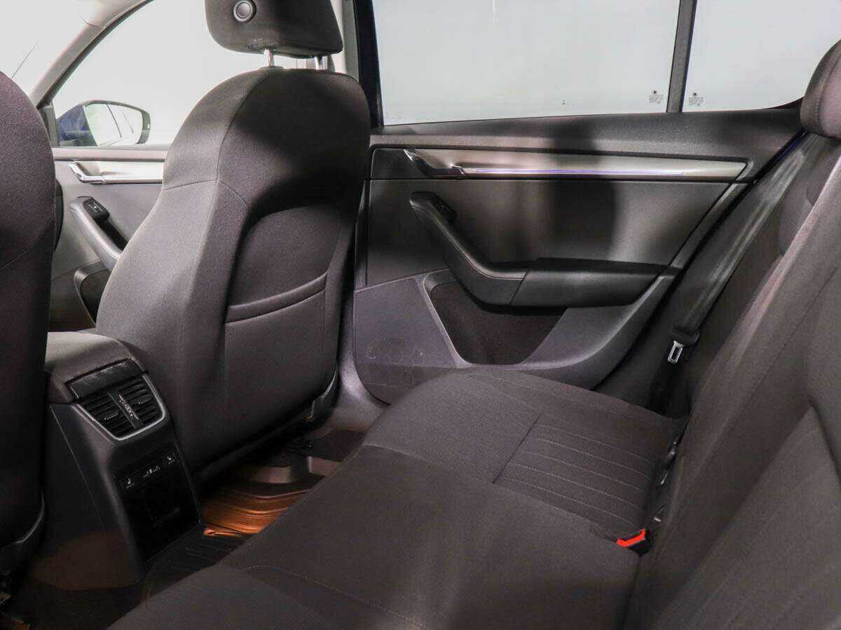 Купить Skoda Octavia, 2017, 144 587 км, фото №11