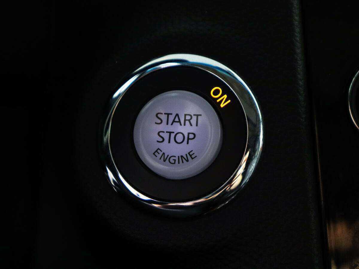 Купить Infiniti FX30d, 2013, 94 321 км, фото №16