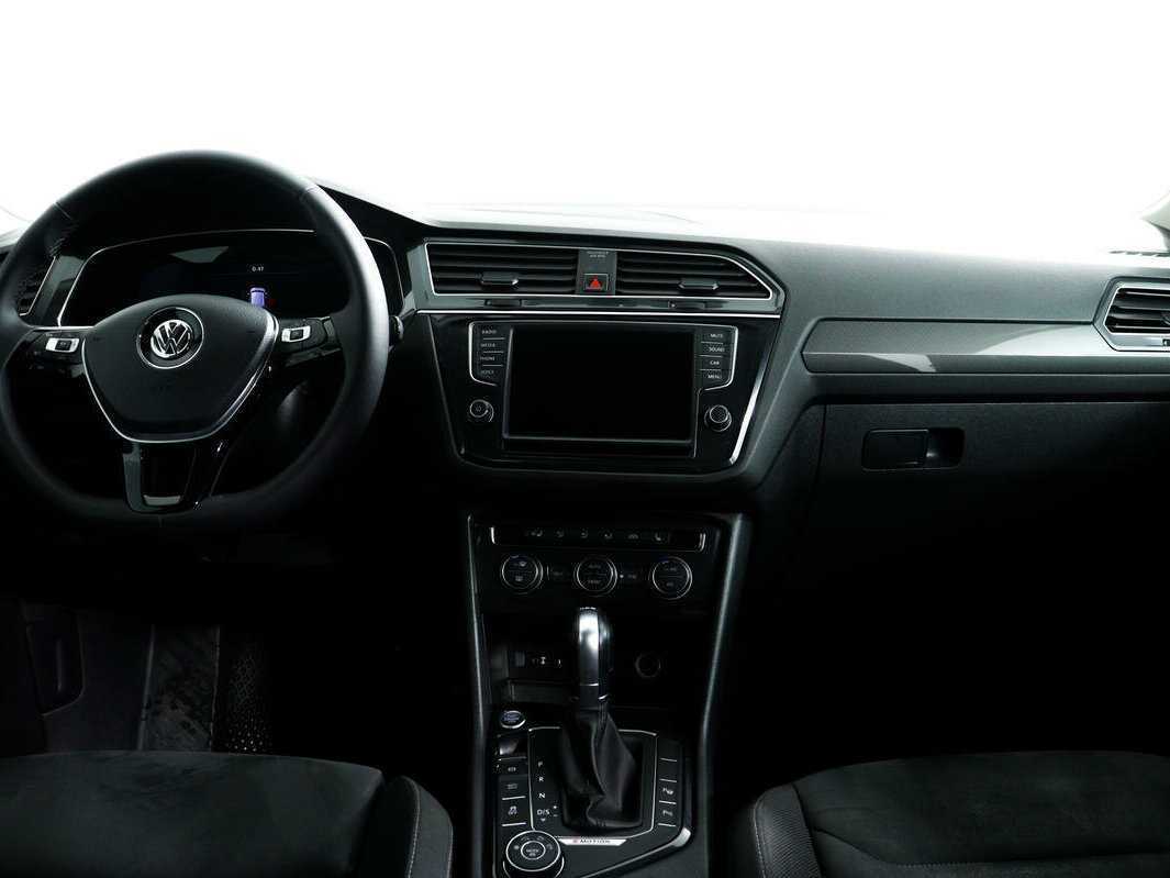 Купить Volkswagen Tiguan, 2017, 129 000 км, фото №11