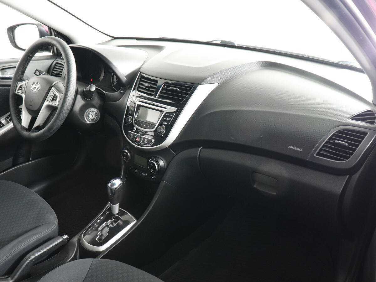 Купить Hyundai Solaris, 2014, 135 754 км, фото №10