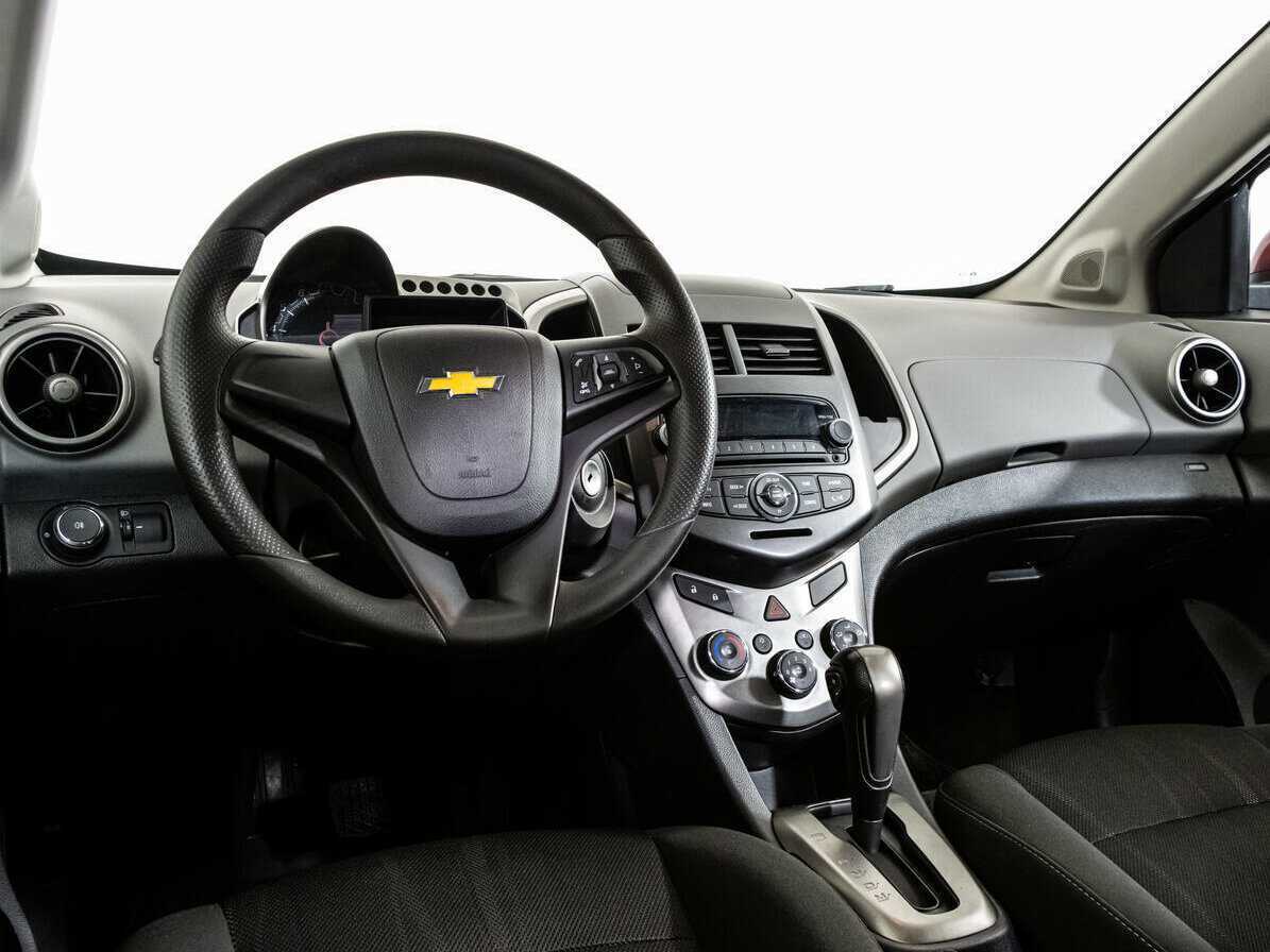 Купить Chevrolet Aveo, 2015, 86 030 км, фото №11