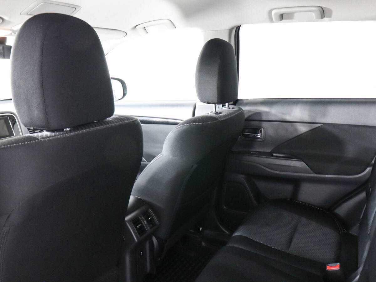 Купить Mitsubishi Outlander, 2019, 170 500 км, фото №12