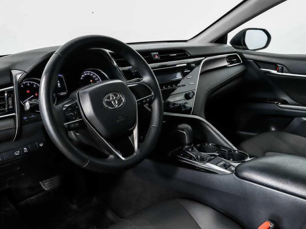 Купить Toyota Camry, 2021, 58 937 км, фото №9