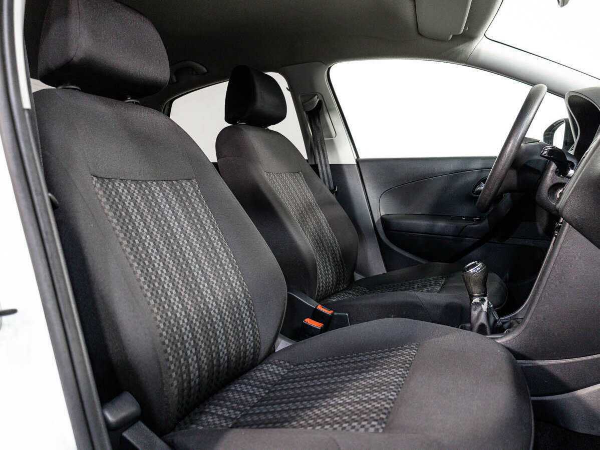 Купить Volkswagen Polo, 2015, 156 709 км, фото №11