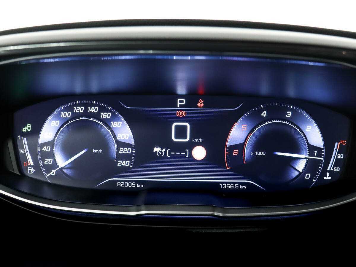 Купить Peugeot 3008, 2017, 82 009 км, фото №12