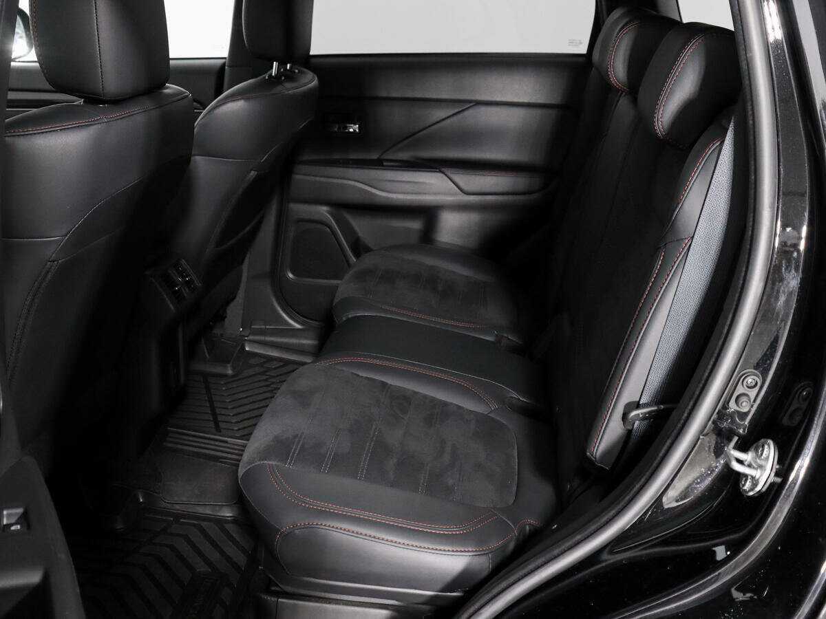 Купить Mitsubishi Outlander, 2020, 71 279 км, фото №14
