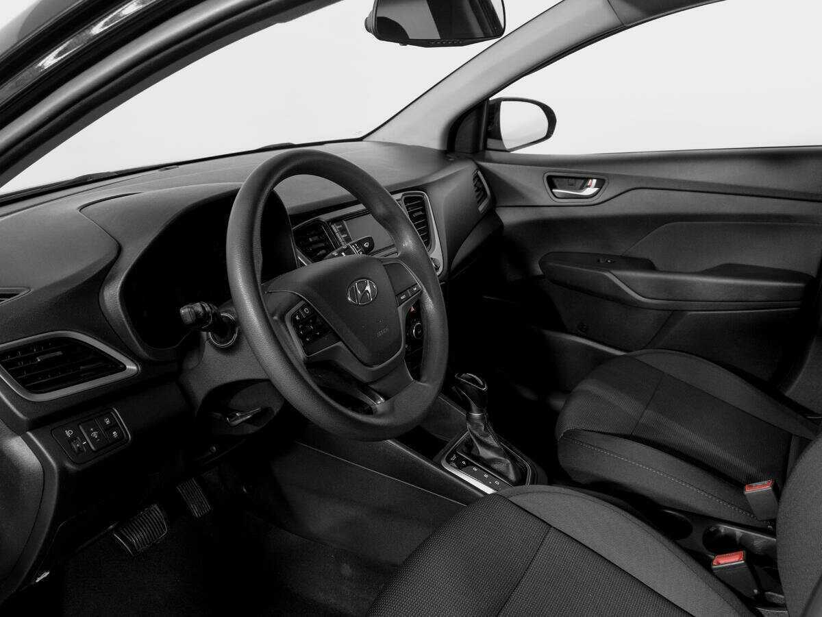 Купить Hyundai Solaris, 2018, 188 438 км, фото №14