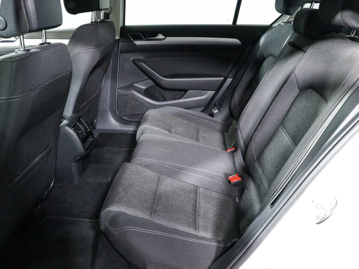 Купить Volkswagen Passat, 2019, 64 491 км, фото №8