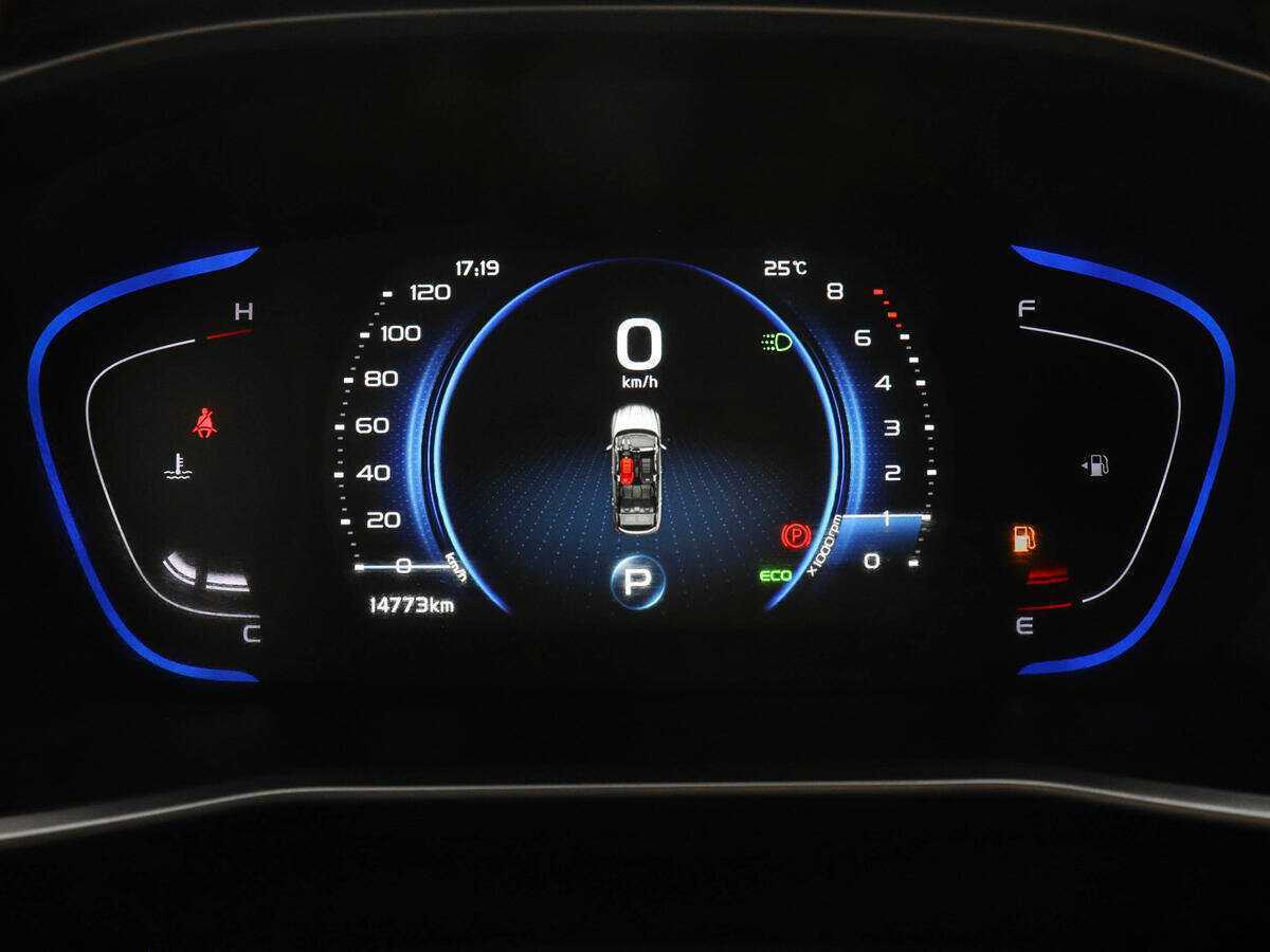 Купить Geely Coolray, 2022, 14 825 км, фото №11