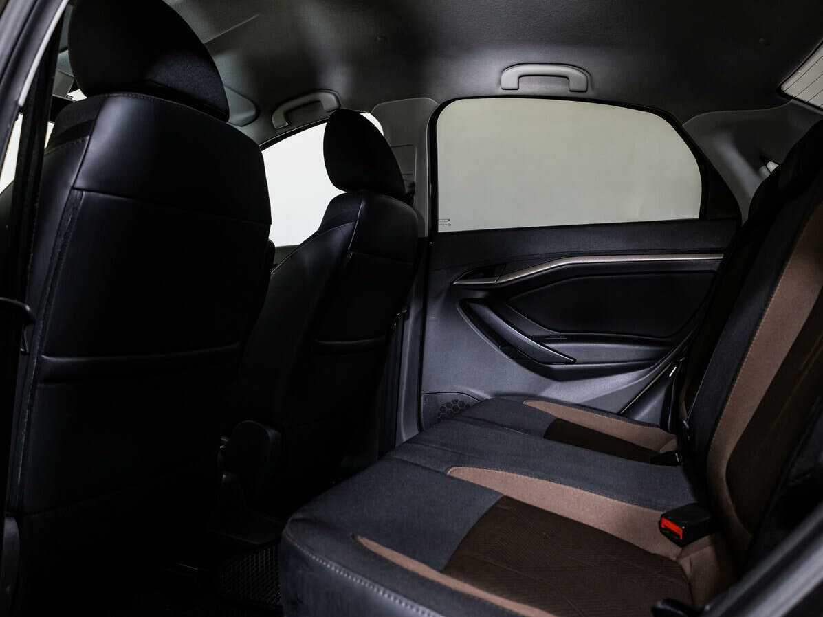 Купить Lada (ВАЗ) Vesta, 2016, 138 327 км, фото №11