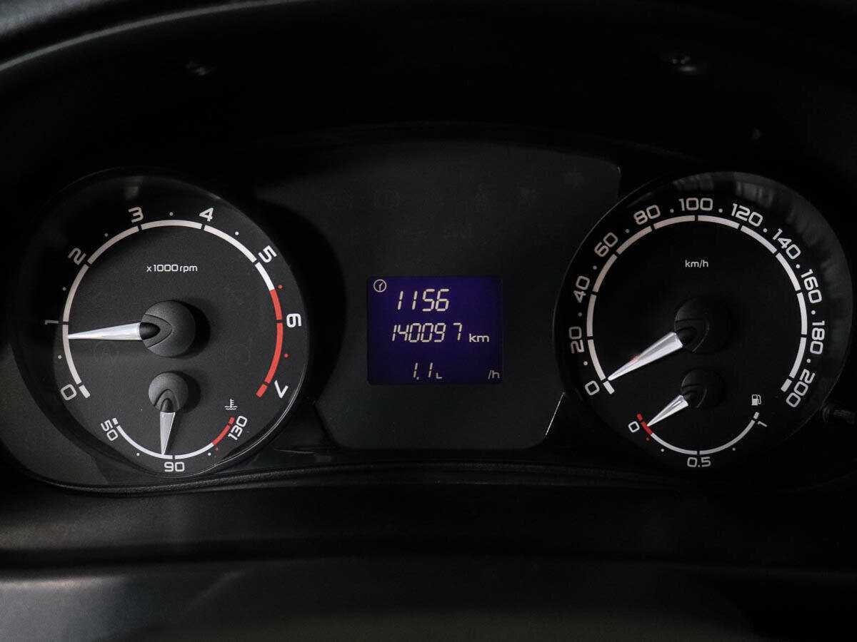 Купить Lada (ВАЗ) Priora, 2017, 140 095 км, фото №9