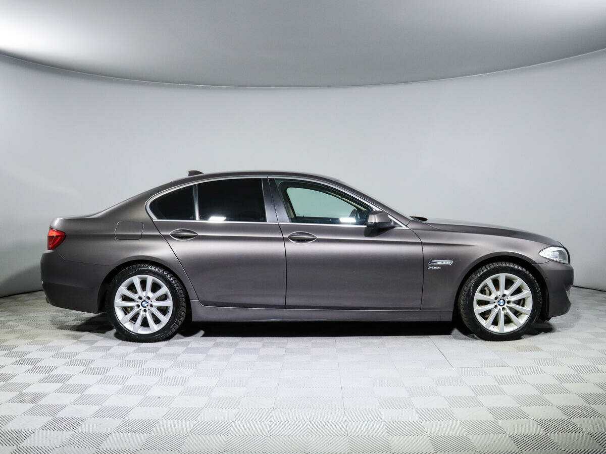 Купить BMW 5 серии 535i xDrive, 2012, 116 498 км, фото №4