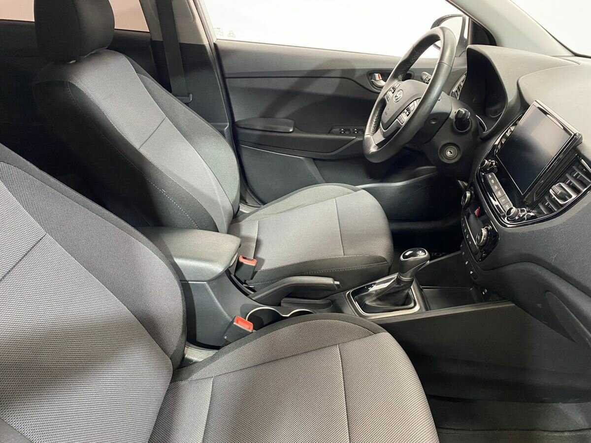 Купить Hyundai Solaris, 2020, 72 329 км, фото №10