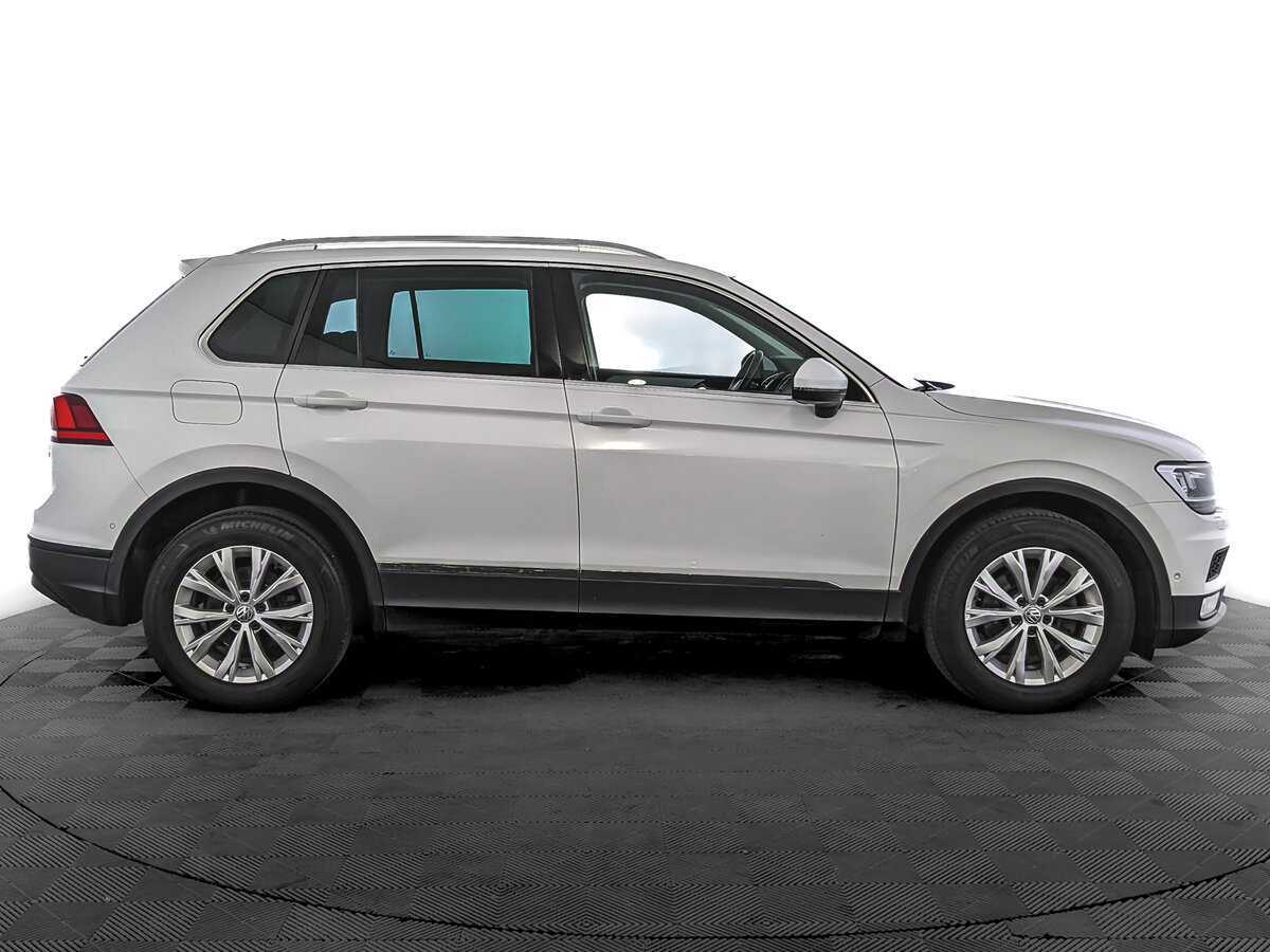 Купить Volkswagen Tiguan, 2017, 149 199 км, фото №4