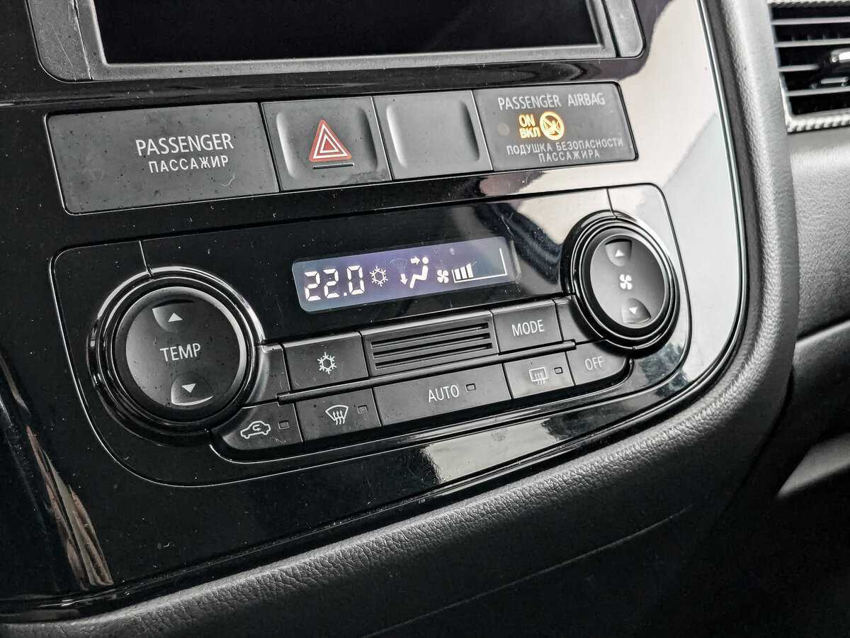 Купить Mitsubishi Outlander, 2015, 116 494 км, фото №17