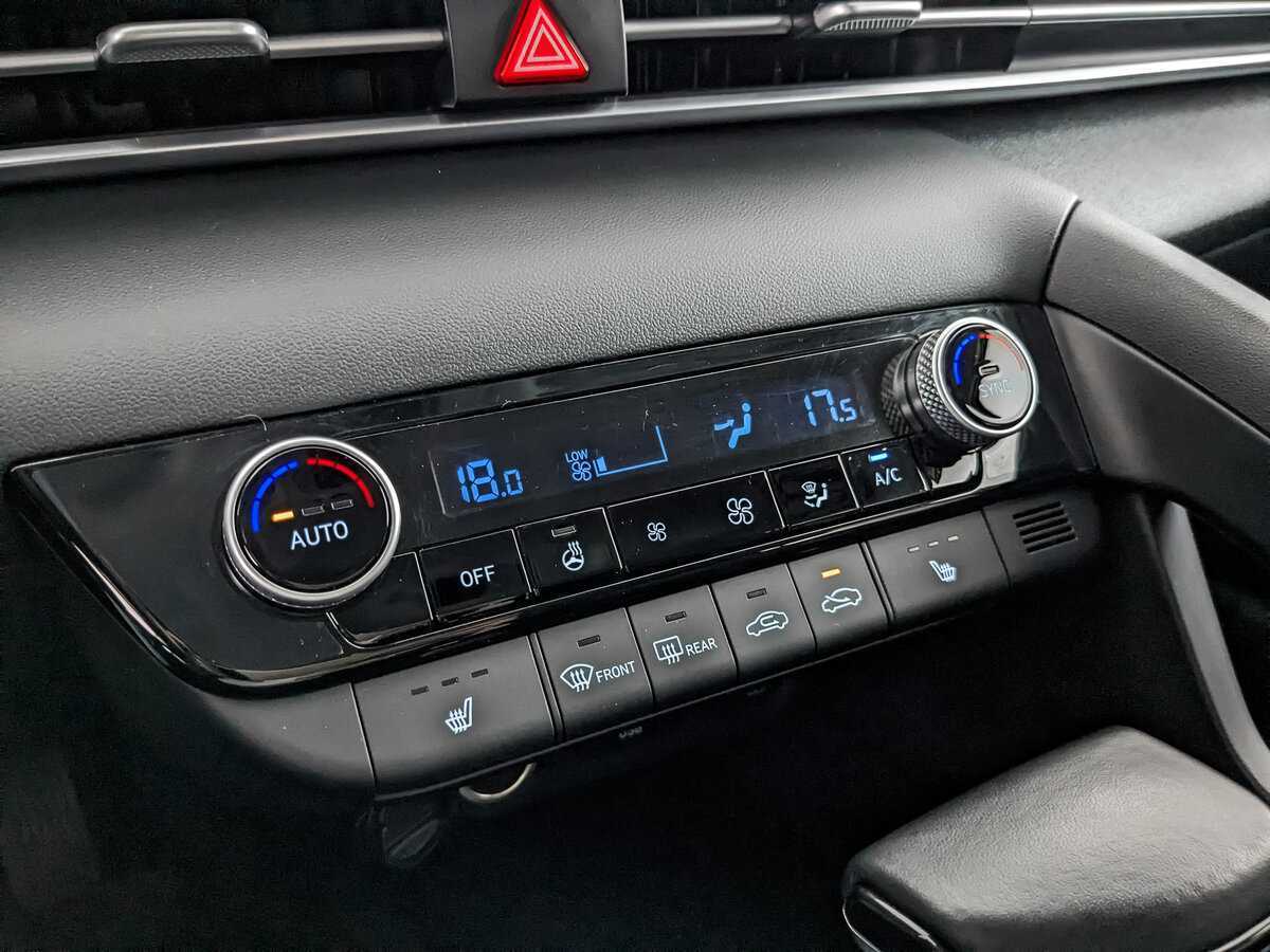 Купить Hyundai Elantra, 2021, 31 597 км, фото №17