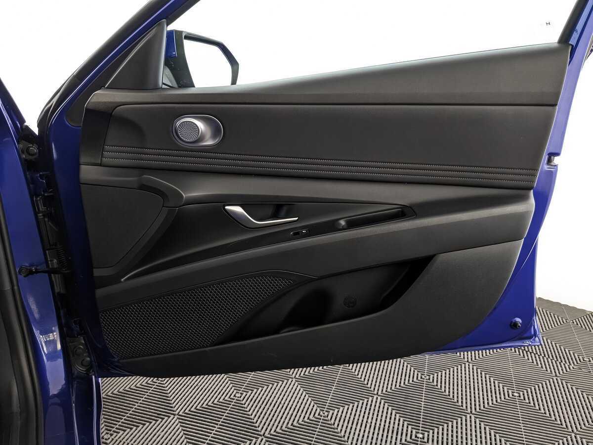 Купить Hyundai Elantra, 2021, 31 597 км, фото №21