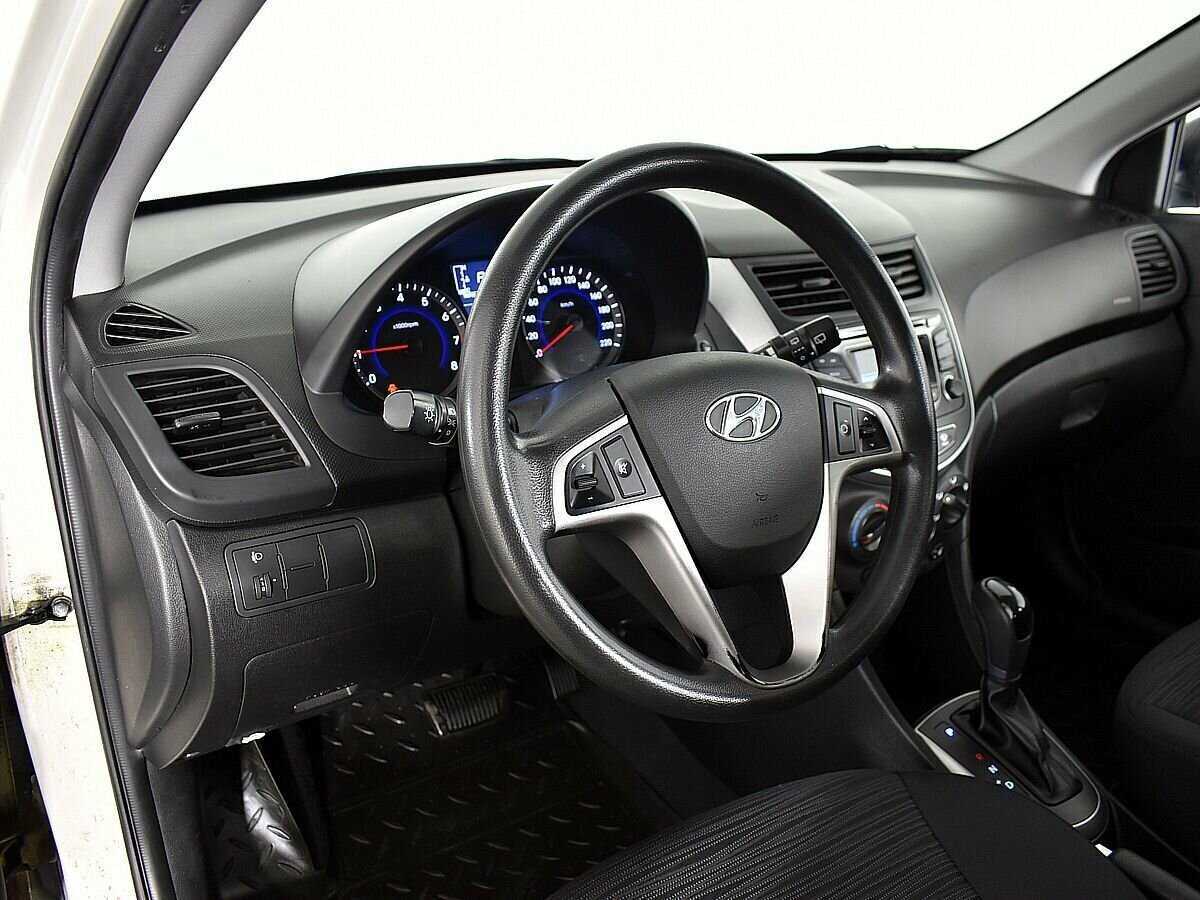 Купить Hyundai Solaris, 2014, 120 343 км, фото №7