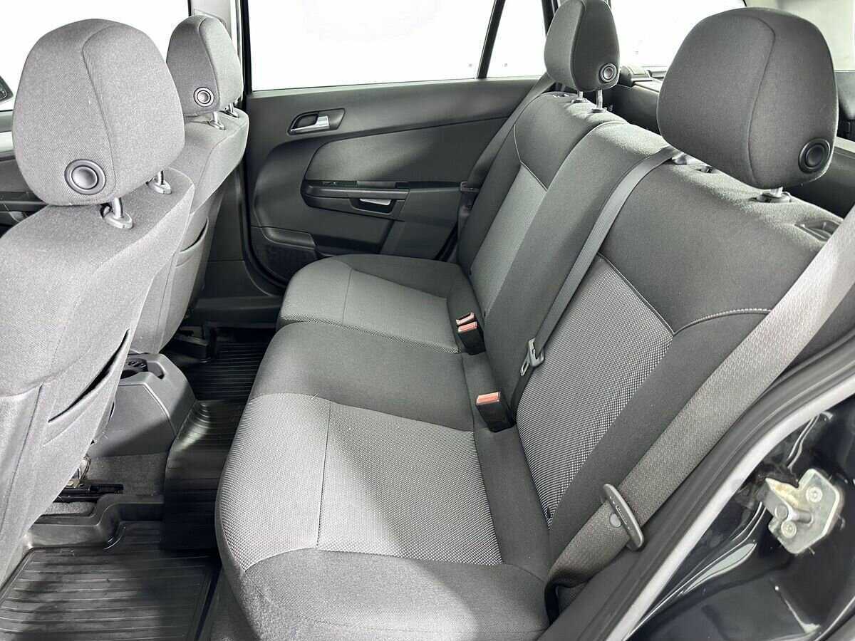 Купить Opel Astra, 2014, 233 985 км, фото №12