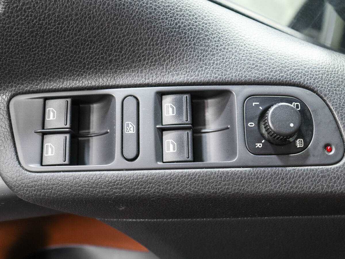 Купить Volkswagen Tiguan, 2013, 140 008 км, фото №13