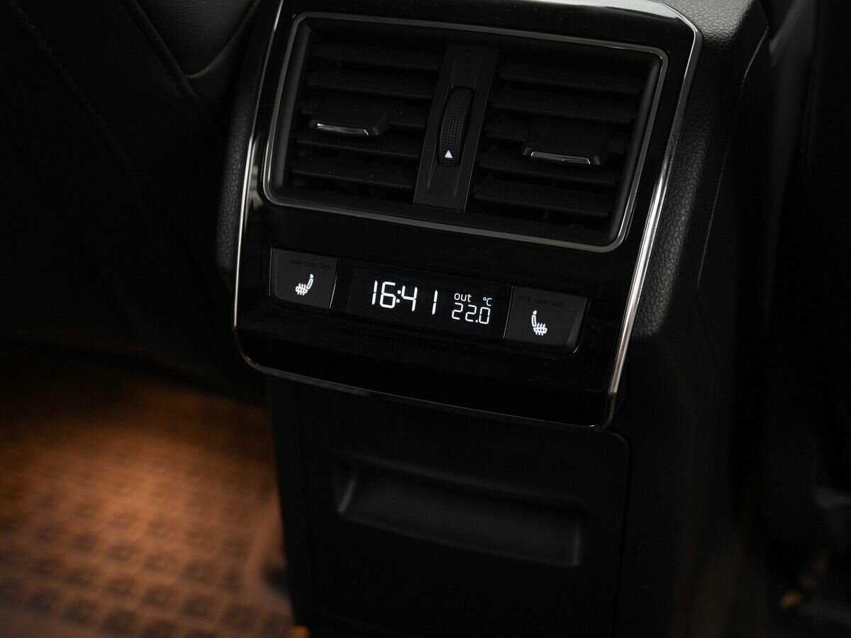 Купить Skoda Superb, 2018, 152 236 км, фото №10