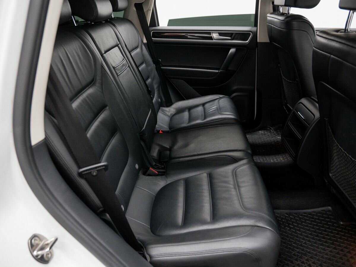Купить Volkswagen Touareg, 2015, 150 366 км, фото №9