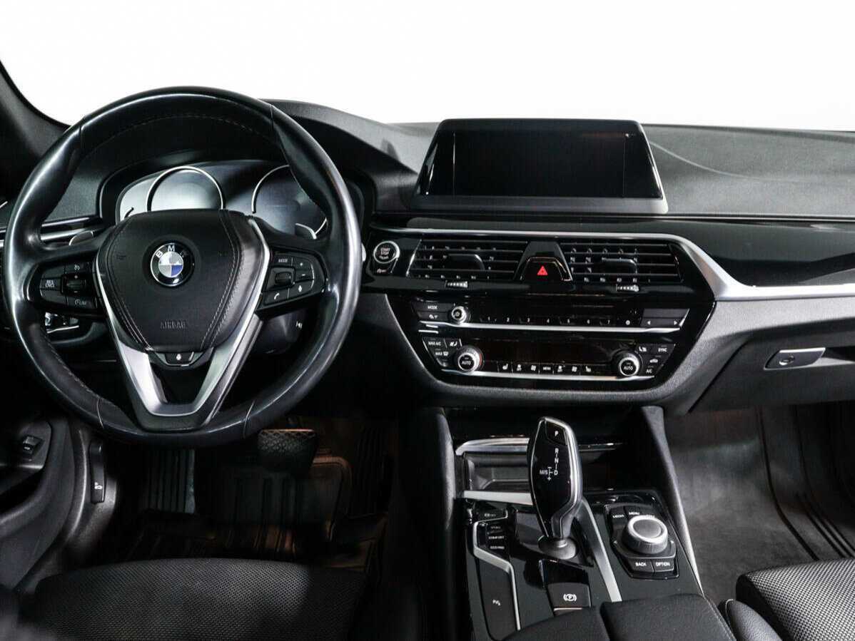 Купить BMW 5 серии 520d, 2019, 191 420 км, фото №10