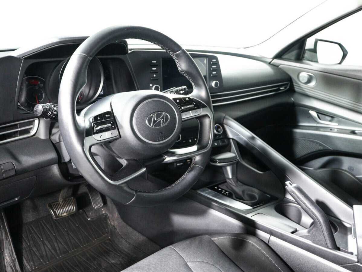Купить Hyundai Elantra, 2021, 38 166 км, фото №14