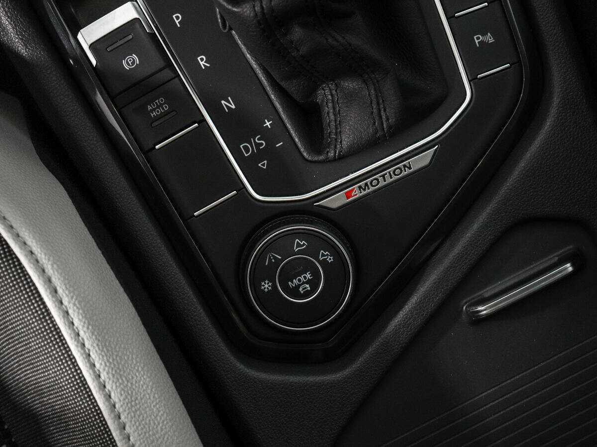 Купить Volkswagen Tiguan, 2019, 125 367 км, фото №11