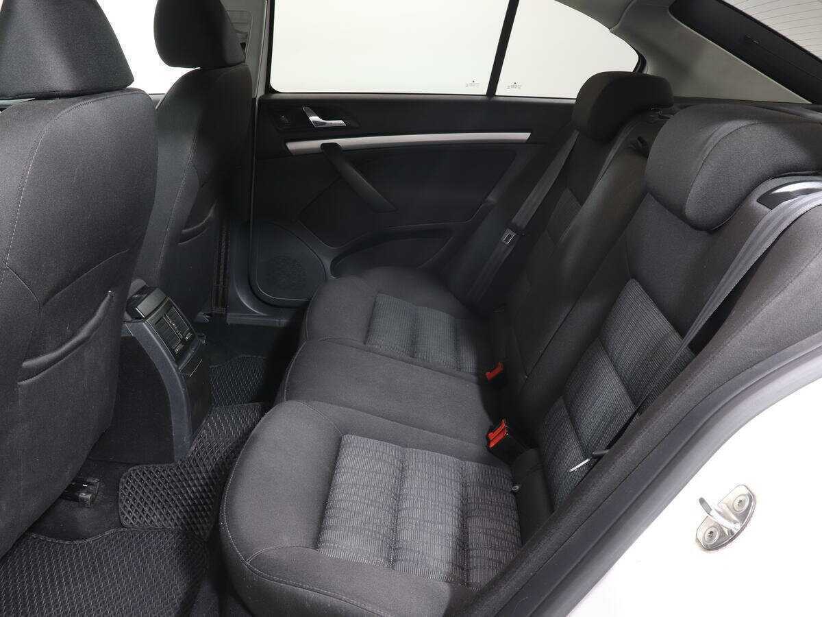 Купить Skoda Octavia, 2013, 170 341 км, фото №10