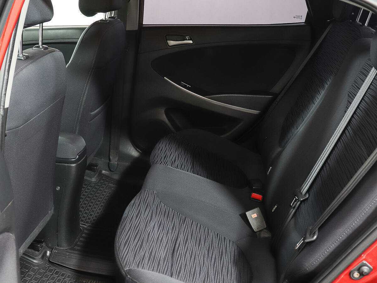 Купить Hyundai Solaris, 2014, 121 327 км, фото №10