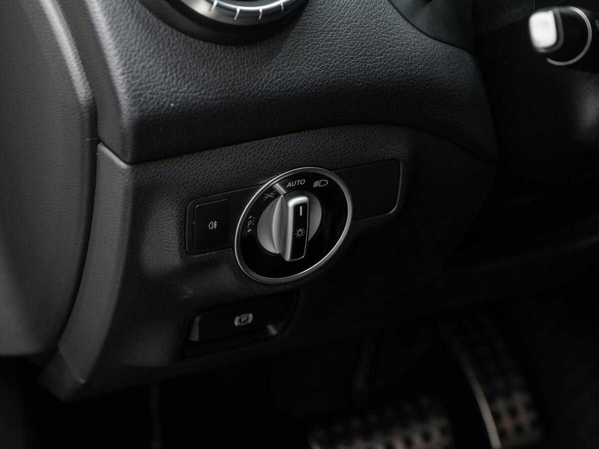 Купить Mercedes-Benz CLA 250, 2014, 108 000 км, фото №16