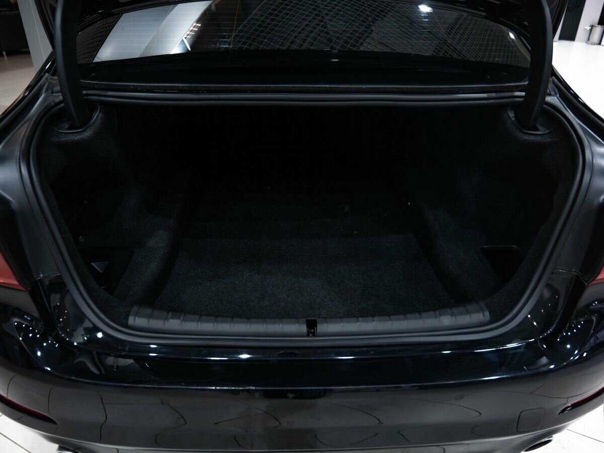 Купить BMW 5 серии 520d, 2017, 160 000 км, фото №19