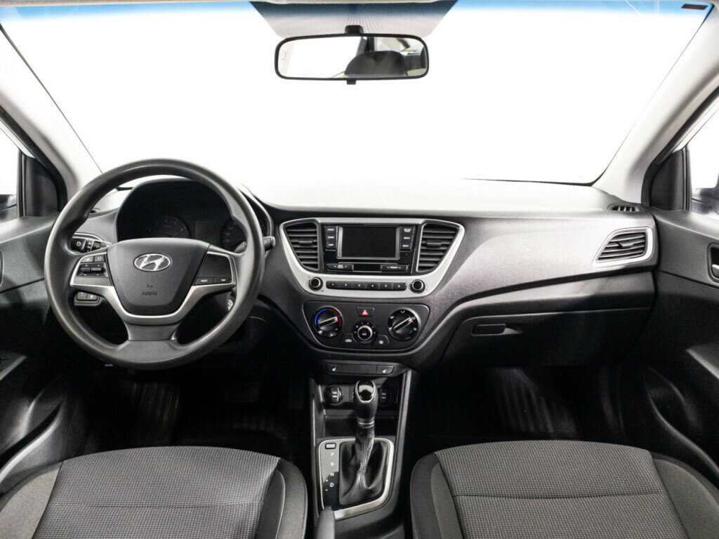 Купить Hyundai Solaris, 2018, 108 550 км, фото №13