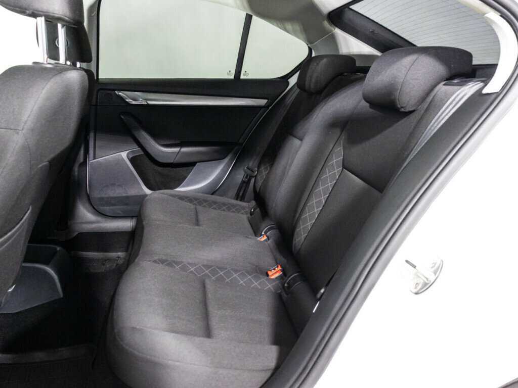Купить Skoda Octavia, 2018, 76 083 км, фото №10