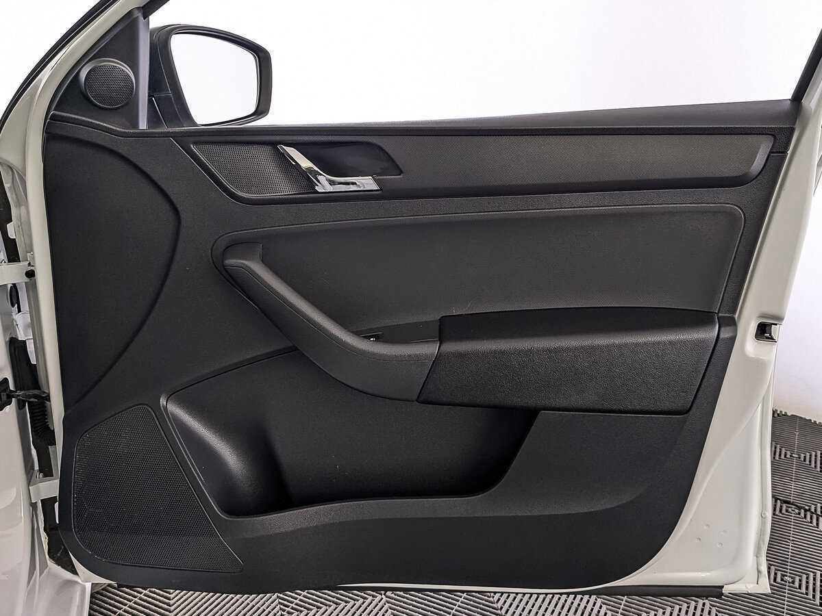 Купить Skoda Rapid, 2017, 158 754 км, фото №24