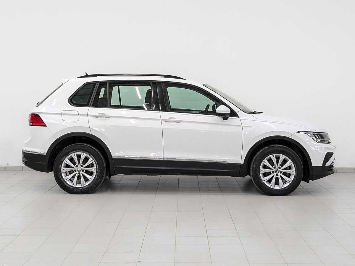 Купить Volkswagen Tiguan, 2021, 157 146 км, фото №4