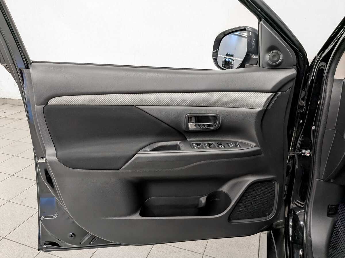 Купить Mitsubishi Outlander, 2018, 113 794 км, фото №17