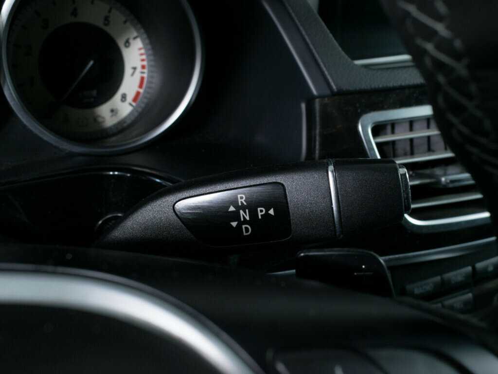 Купить Mercedes-Benz E-Класс 300, 2013, 173 457 км, фото №15