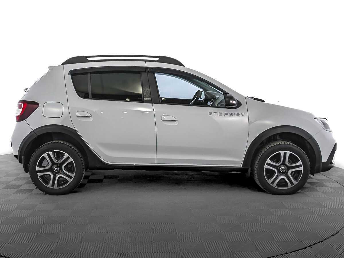 Купить Renault Sandero Stepway, 2018, 119 093 км, фото №4