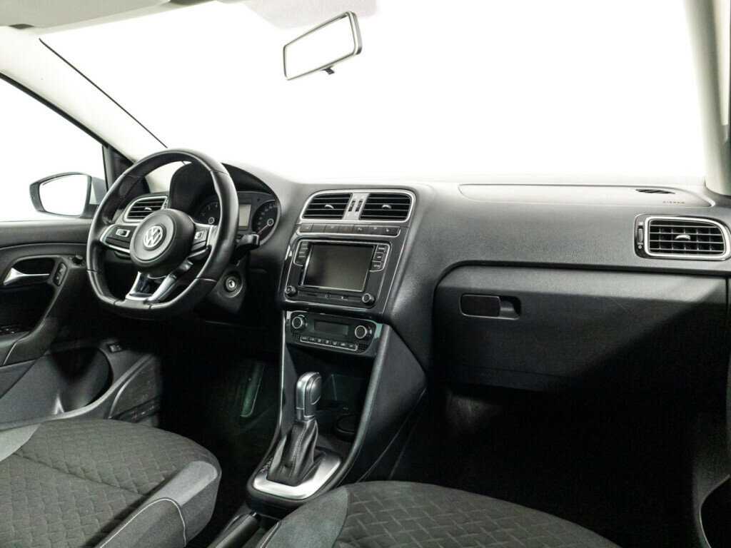 Купить Volkswagen Polo, 2018, 59 631 км, фото №9